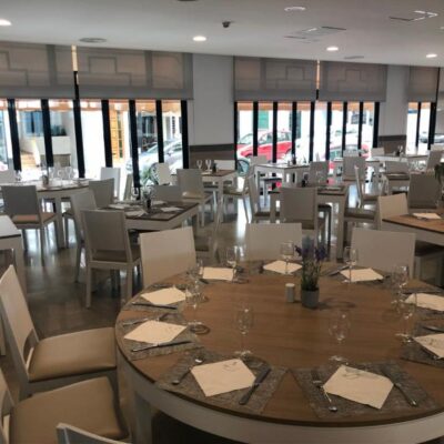 restaurant restaurant